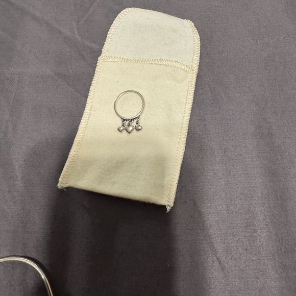 James Avery Sterling Silver Gathered Hearts Charm Dangle Ring - Picture 3 of 4